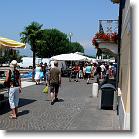 Gardasee-2007-06-21-173 * Rundgang Bardolino: Markt in Bardolino * 2736 x 3648 * (1.5MB)